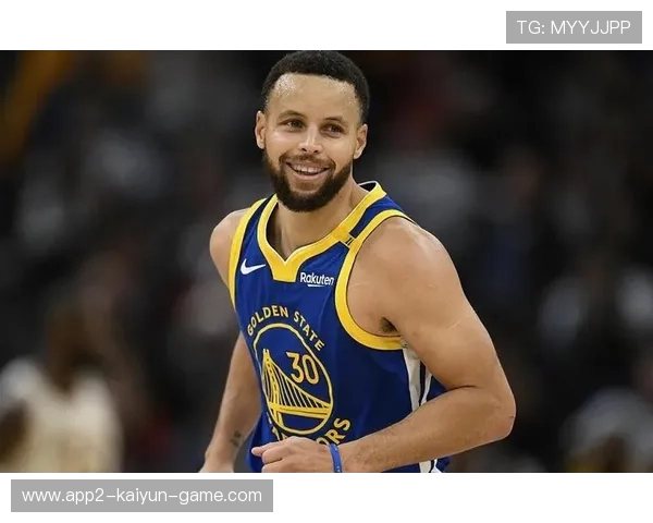 库里单场23分稳健发挥：再度证明自己伟大的篮球实力