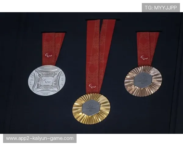 奥运奖牌设计创新材质引发讨论，奥运奖牌的设计