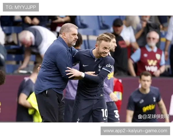 曼联挑战热刺,争四之路即将展开 曼联挑战热刺,争四之路即将展开